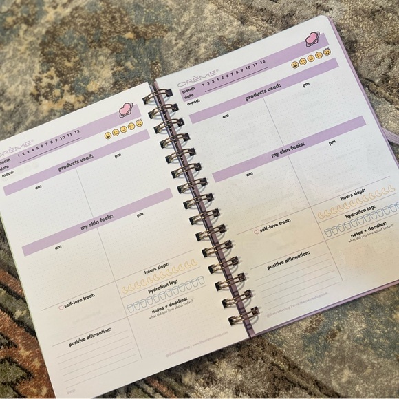 BRAND NEW the Crème shop BT21 Skincare Diary - Picture 6 of 9